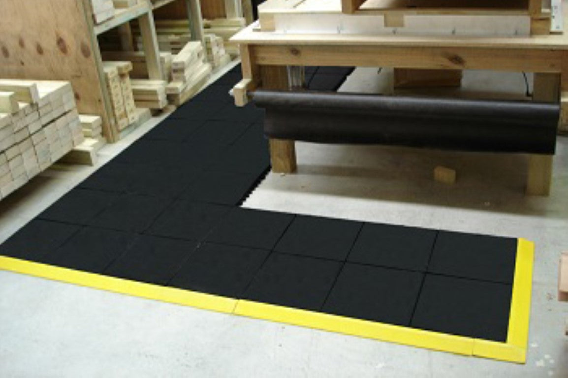 Interlink Mat Solid Top