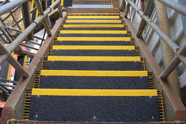 Stair Nosing Black/Yellow